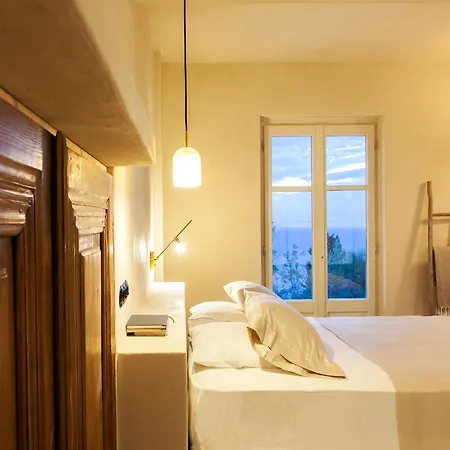 Luxury In Áyios Nikítas